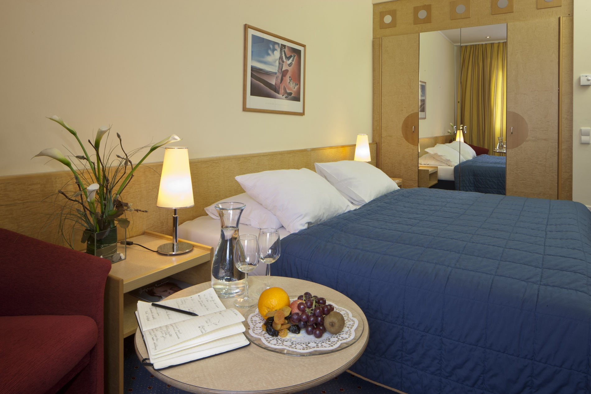 03-hotel-europa-room