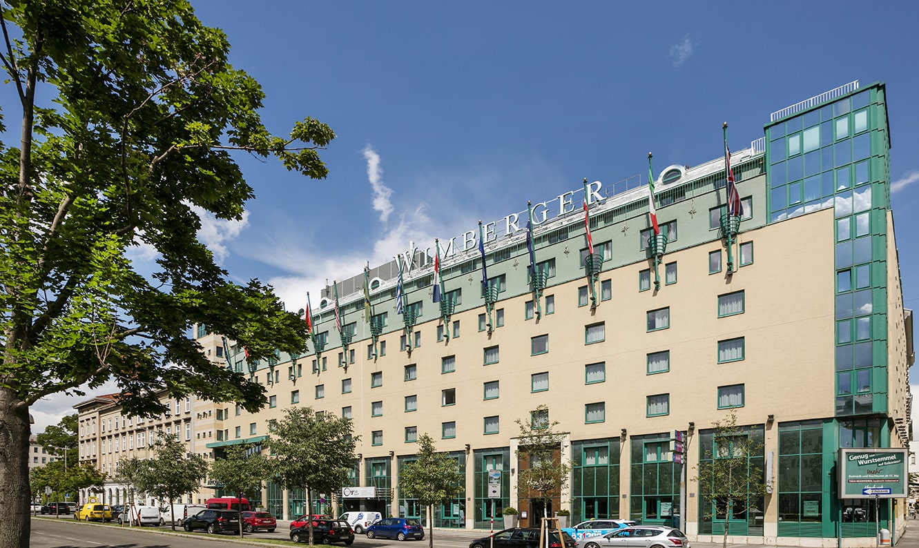 01-arcotel-wimberger-vienna-building