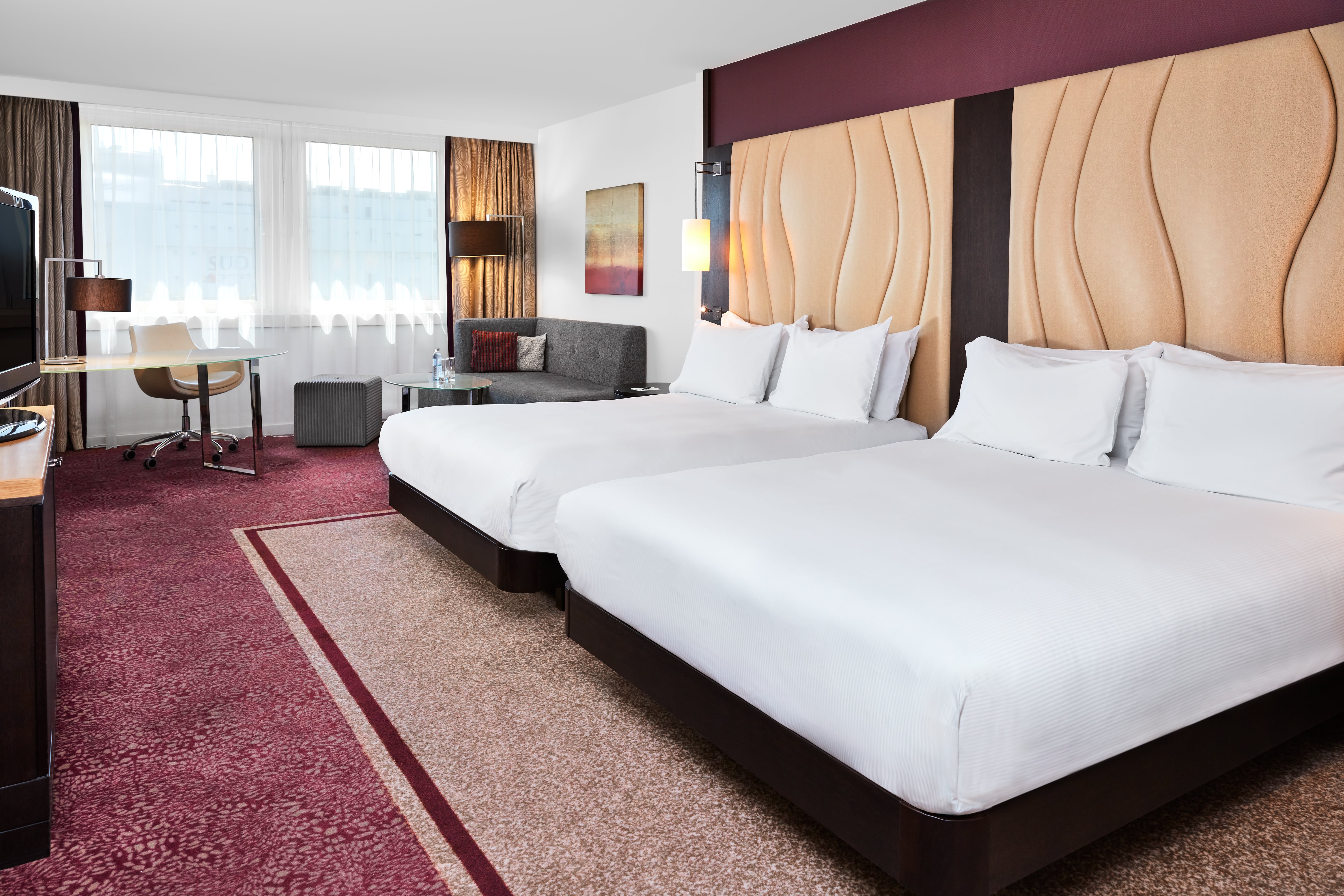 04-hilton-vienna-danube-waterfront-room2