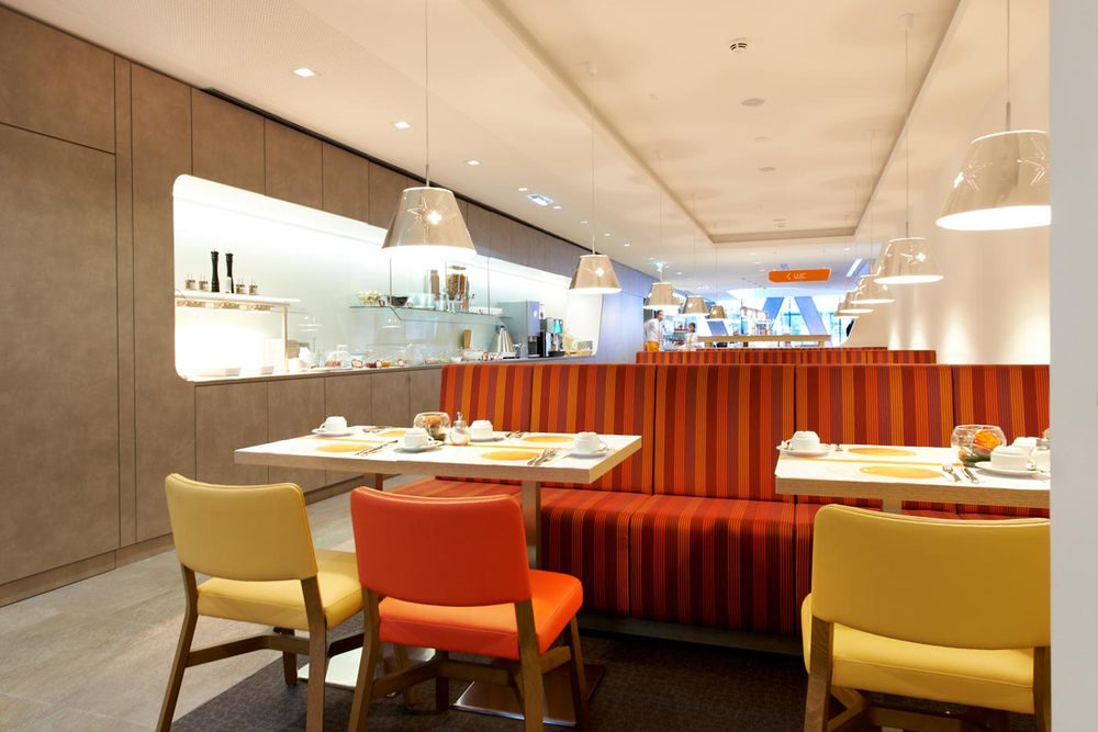 08-simms-vienna-restaurant