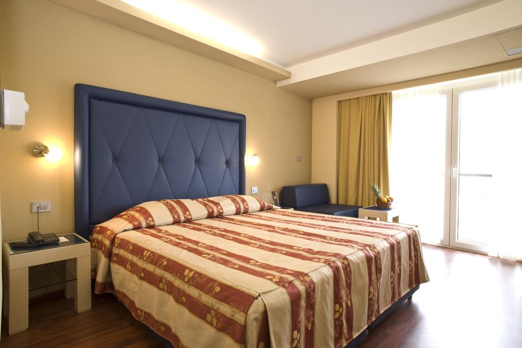 grand-hotel-park-120681171