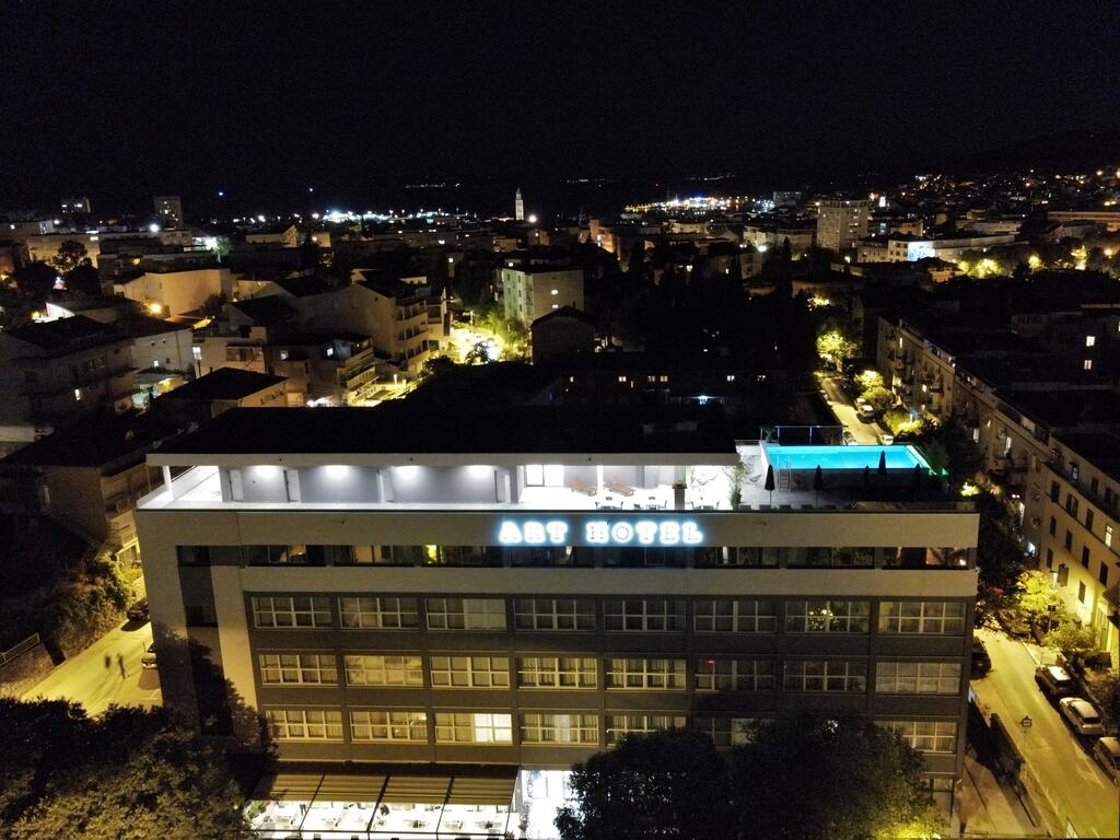 art-hotel-266734400