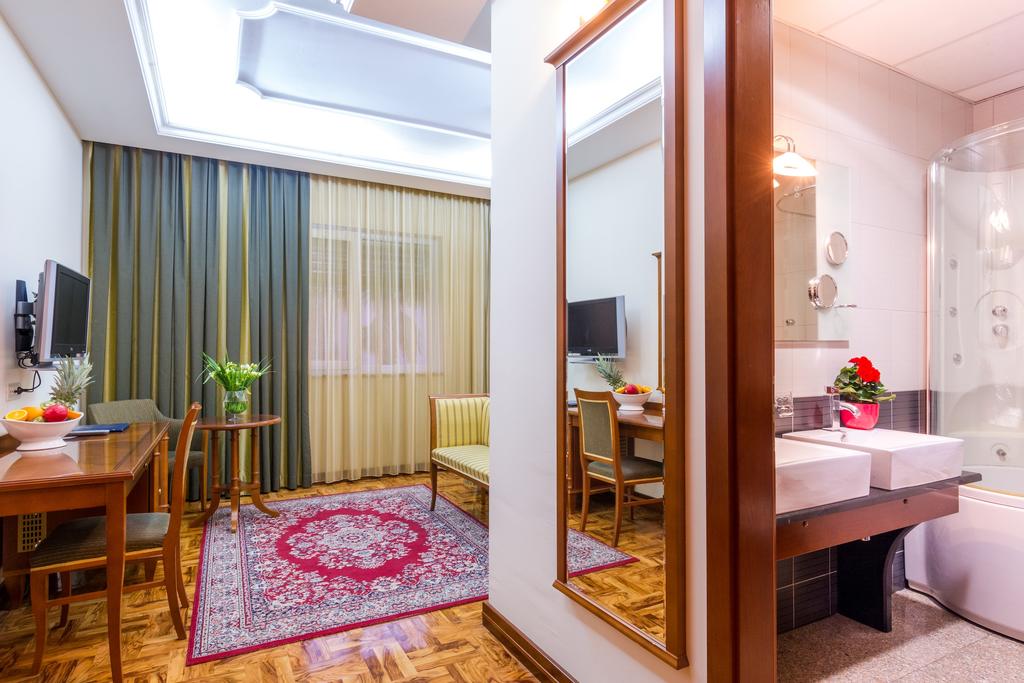 hotel-president-split-64470618