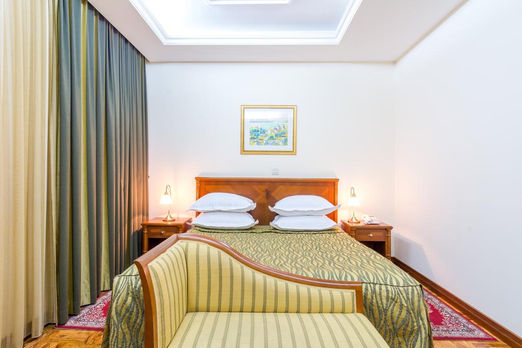 hotel-president-split-64470638