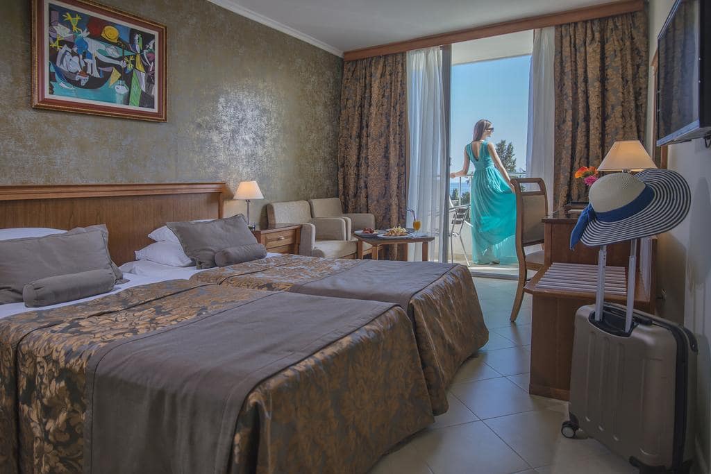 mediteran-hotel-and-resort-146292409