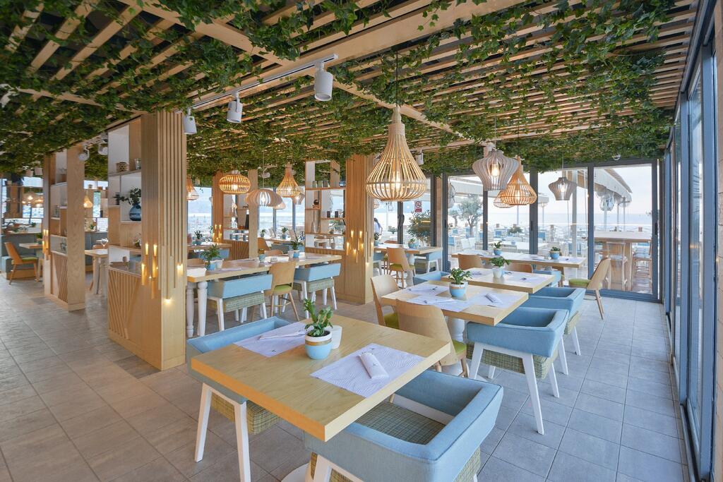 mediteran-hotel-and-resort-253788538
