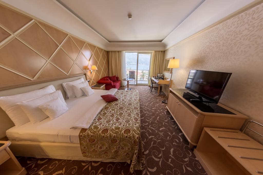 splendid-conference-and-spa-resort-219918378
