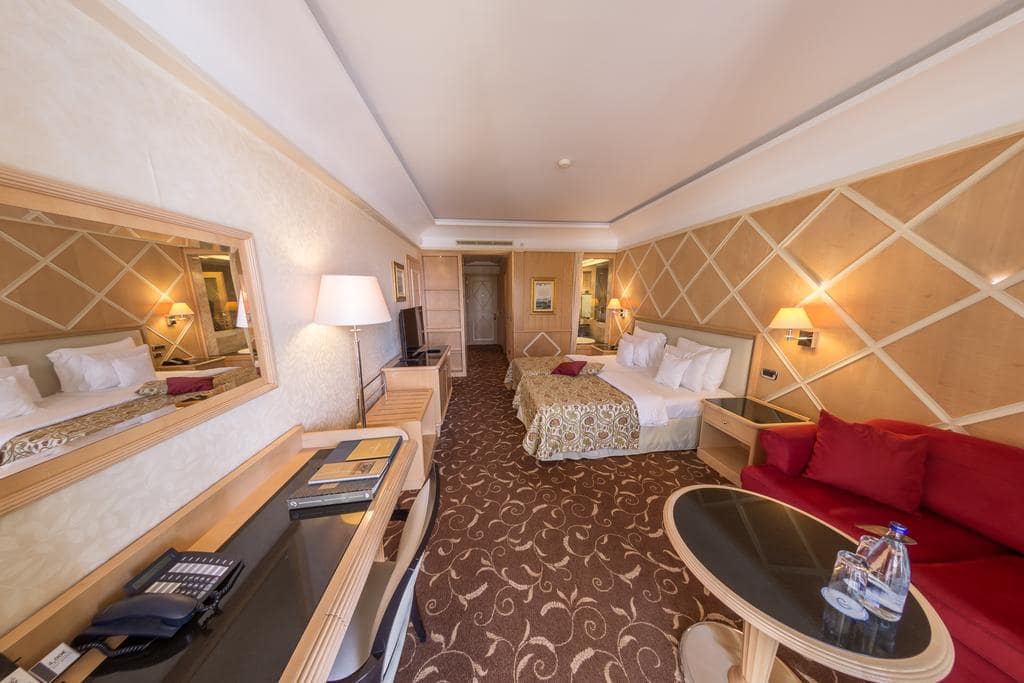 splendid-conference-and-spa-resort-219918466