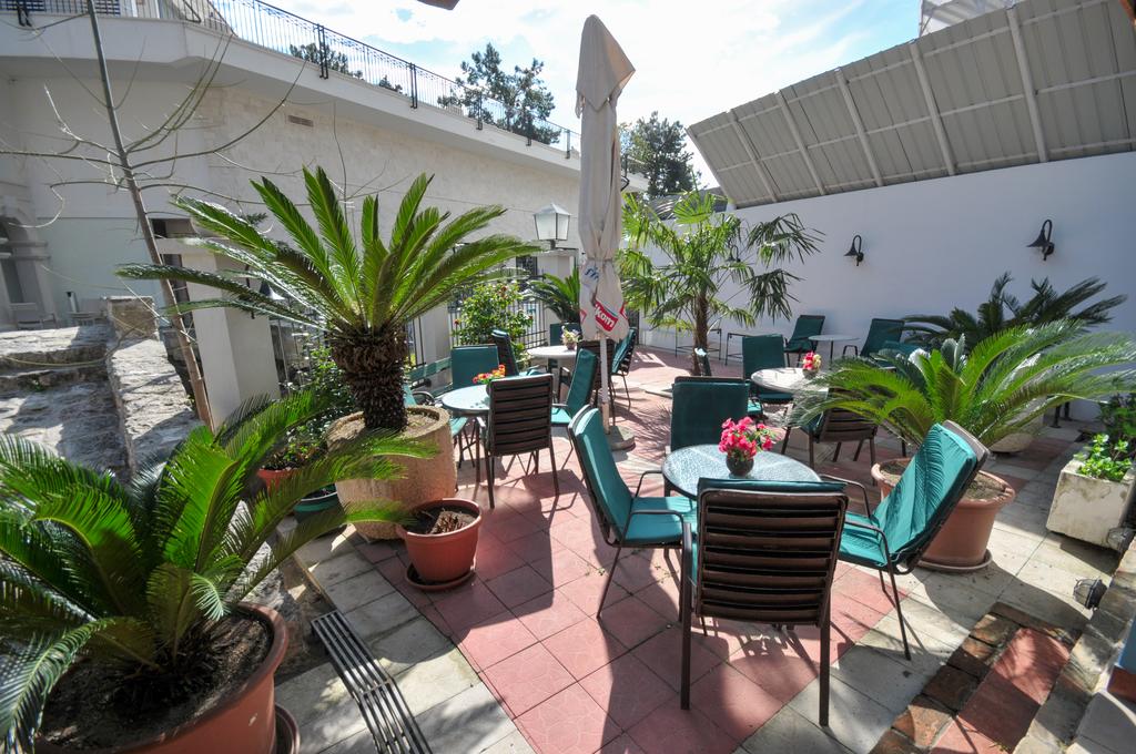 hotel-oaza-93211093