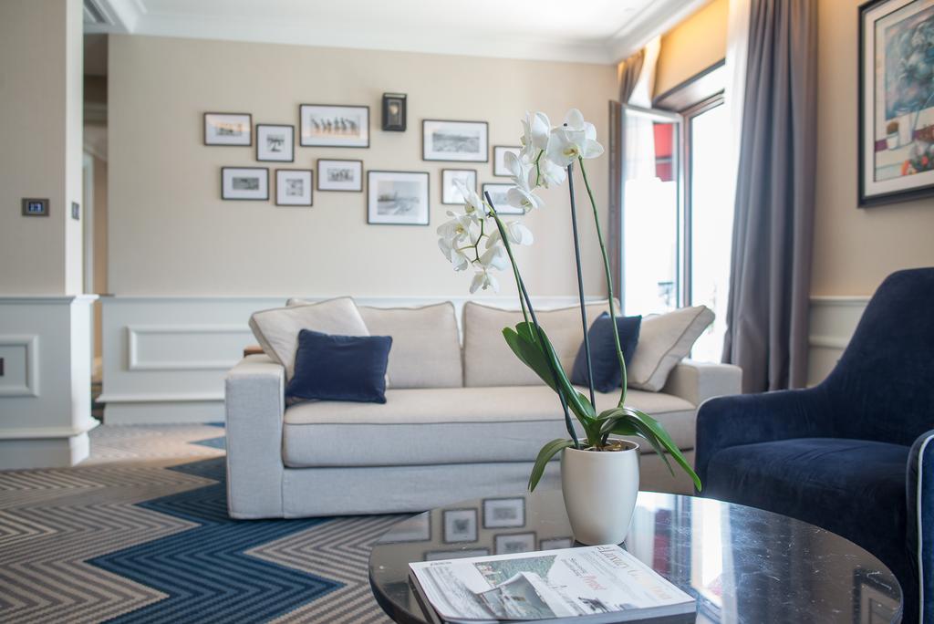 boutique-hotel-la-roche-79456091