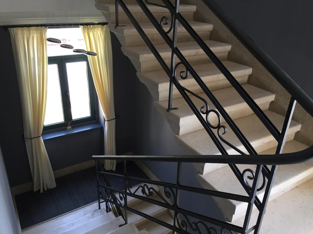 hotel-astoria-54225293