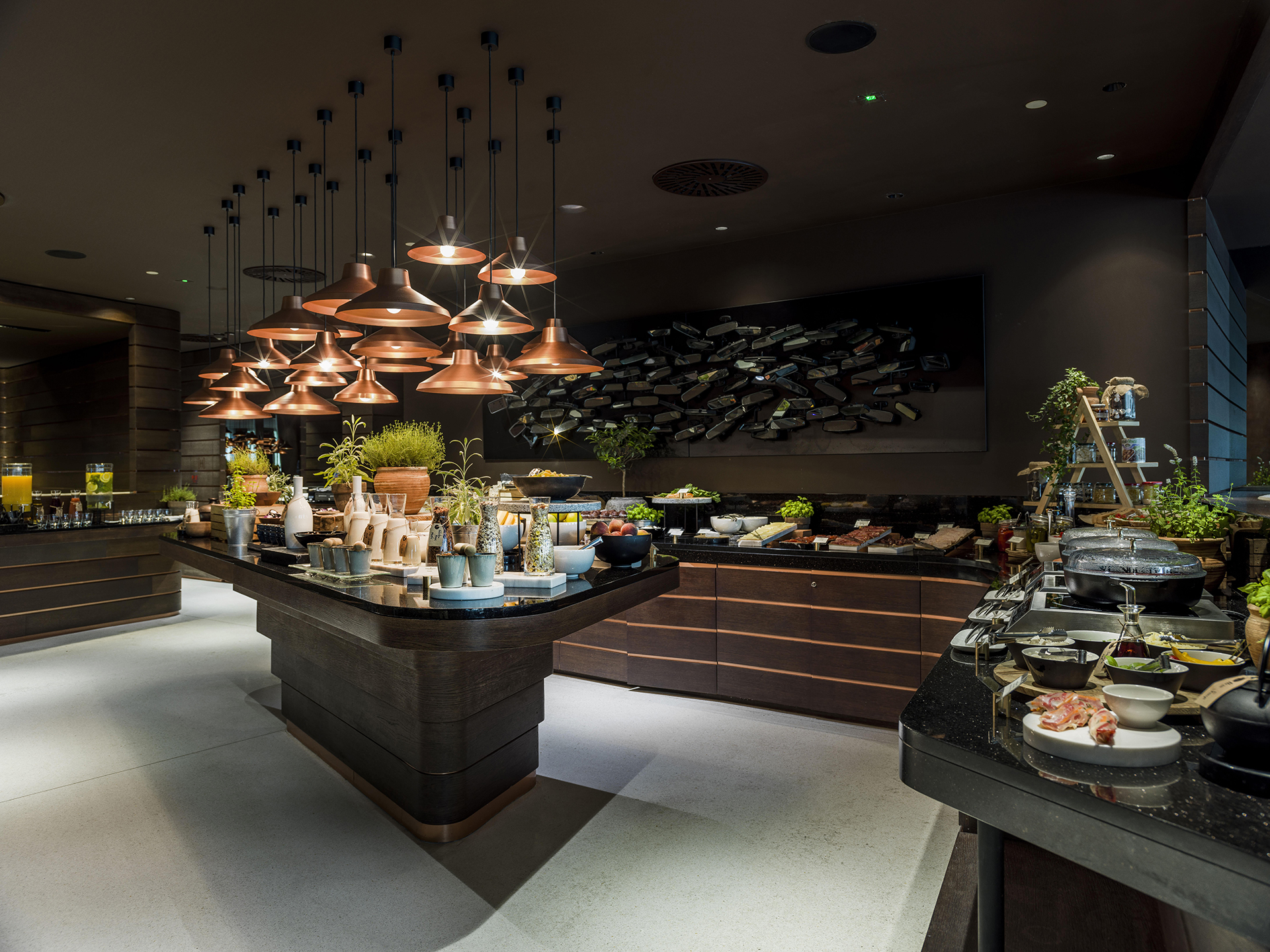 06-radisson-collection-belgrade-omb-breakfast-setup