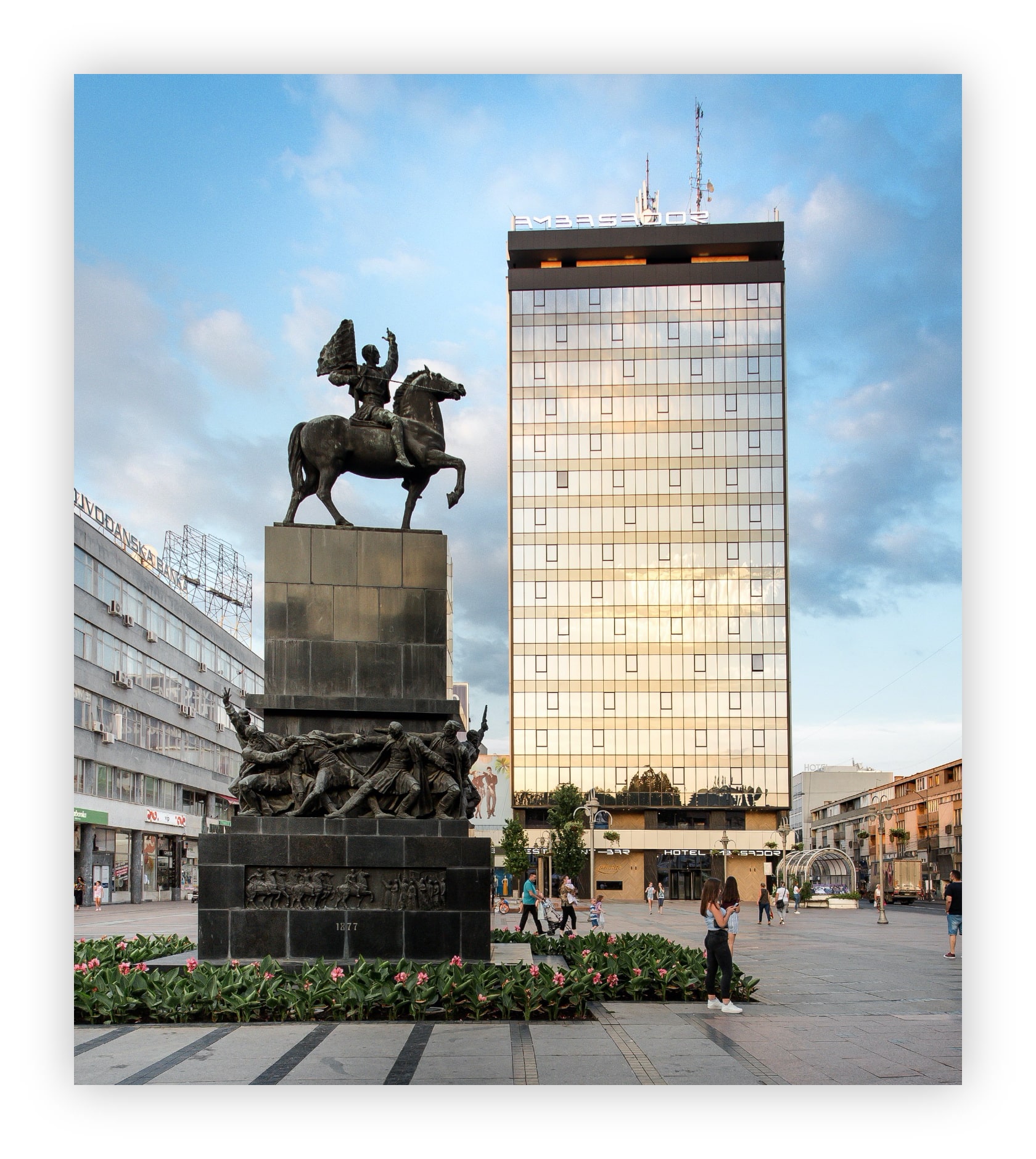 01-ambasador-building