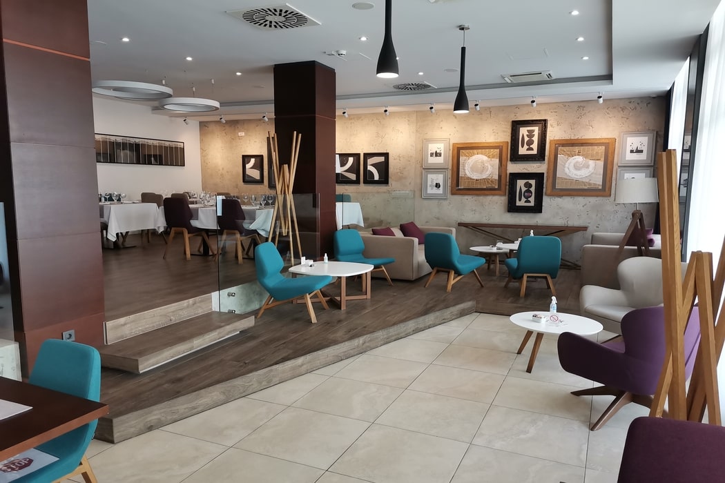 06-new-city-restaurant
