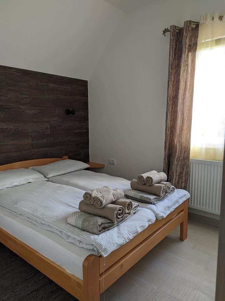 03-zlatar-room