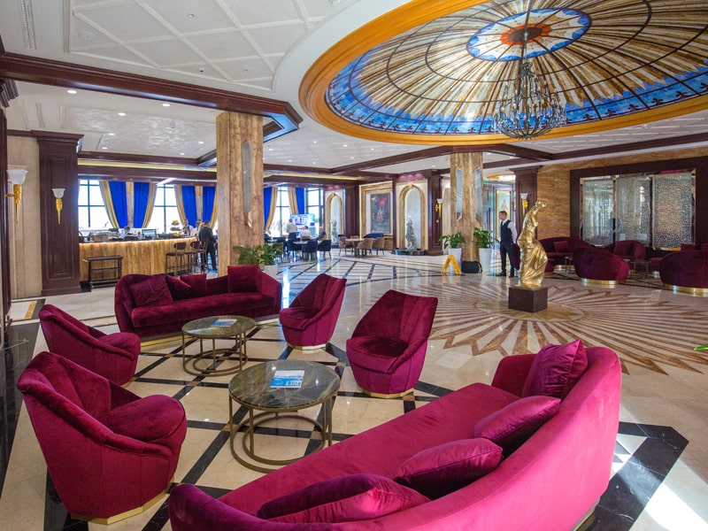 03-tornik-lobby