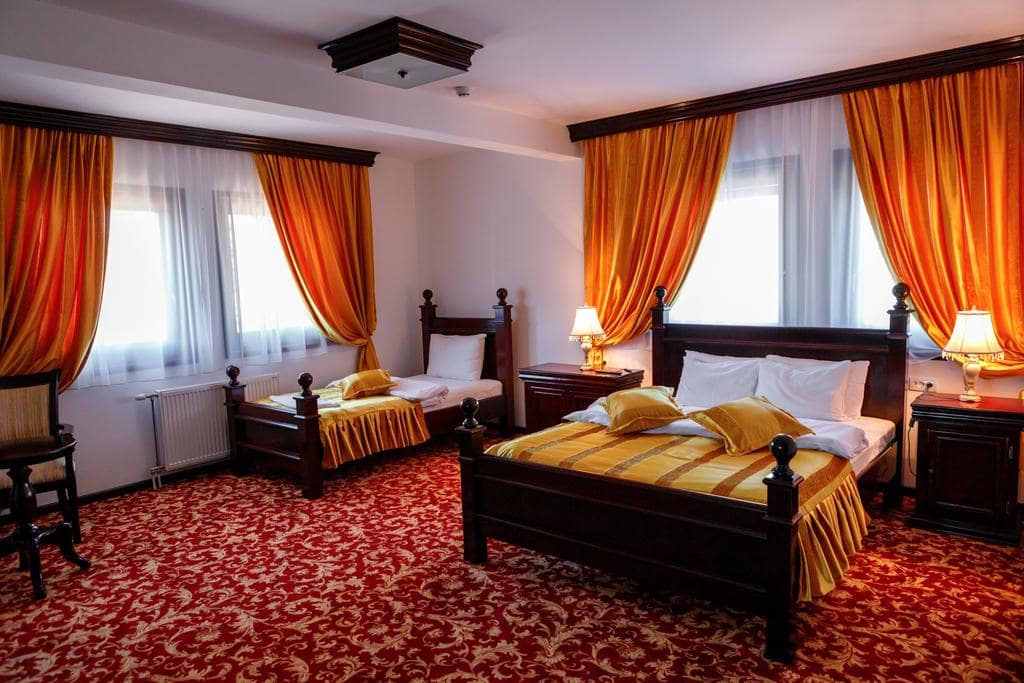 03-zlatnik-room