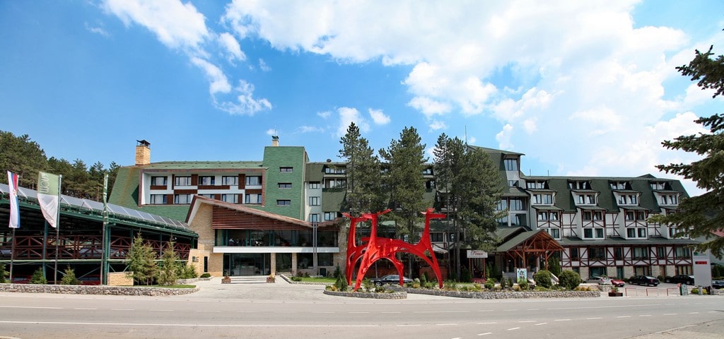 01-mona-building